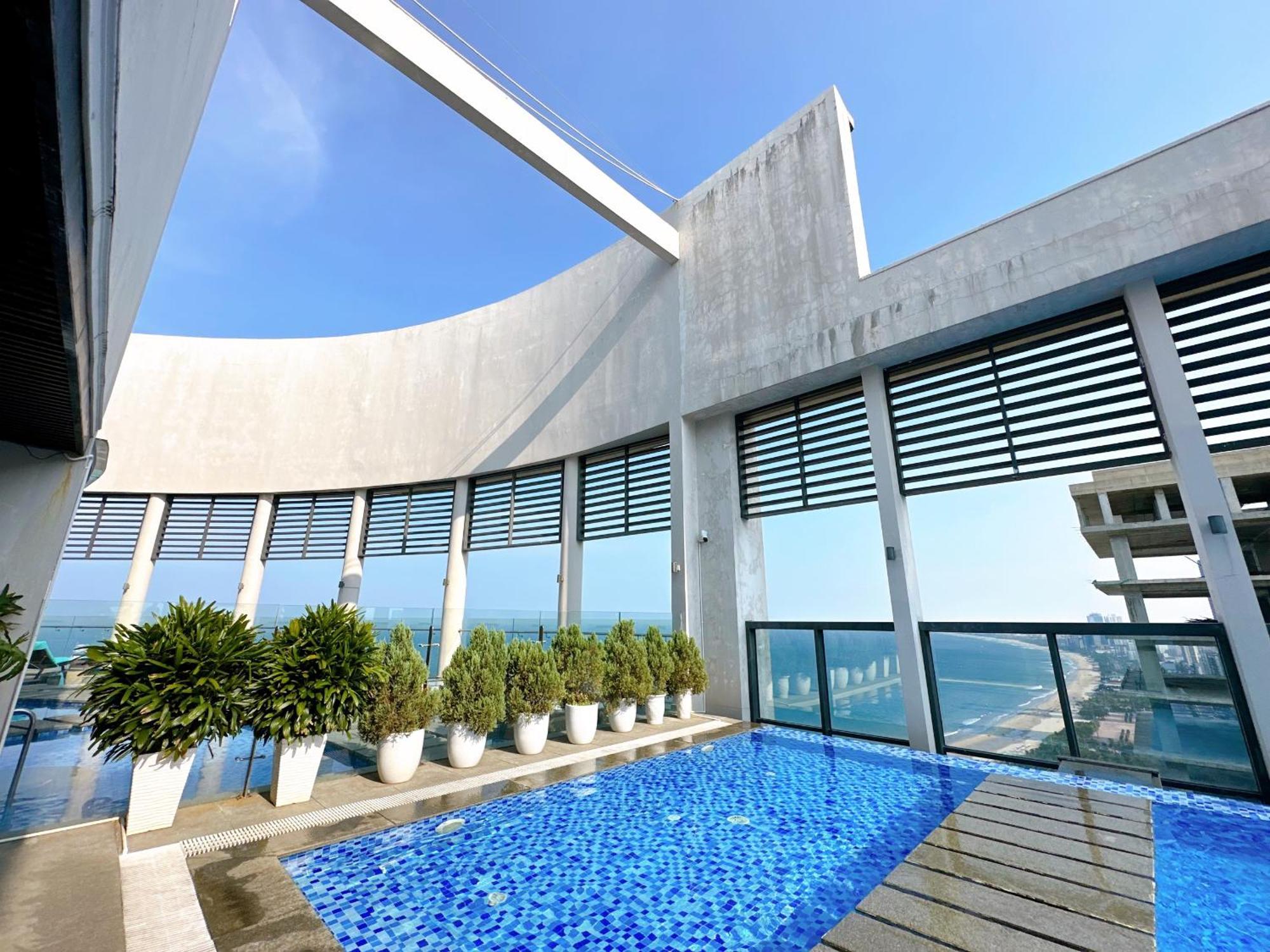 Luxury Apt Opposite Mykhe Beach Danang Exteriér fotografie