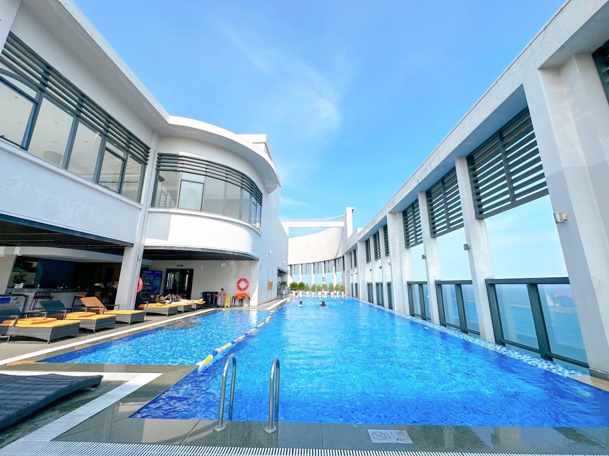 Luxury Apt Opposite Mykhe Beach Danang Exteriér fotografie