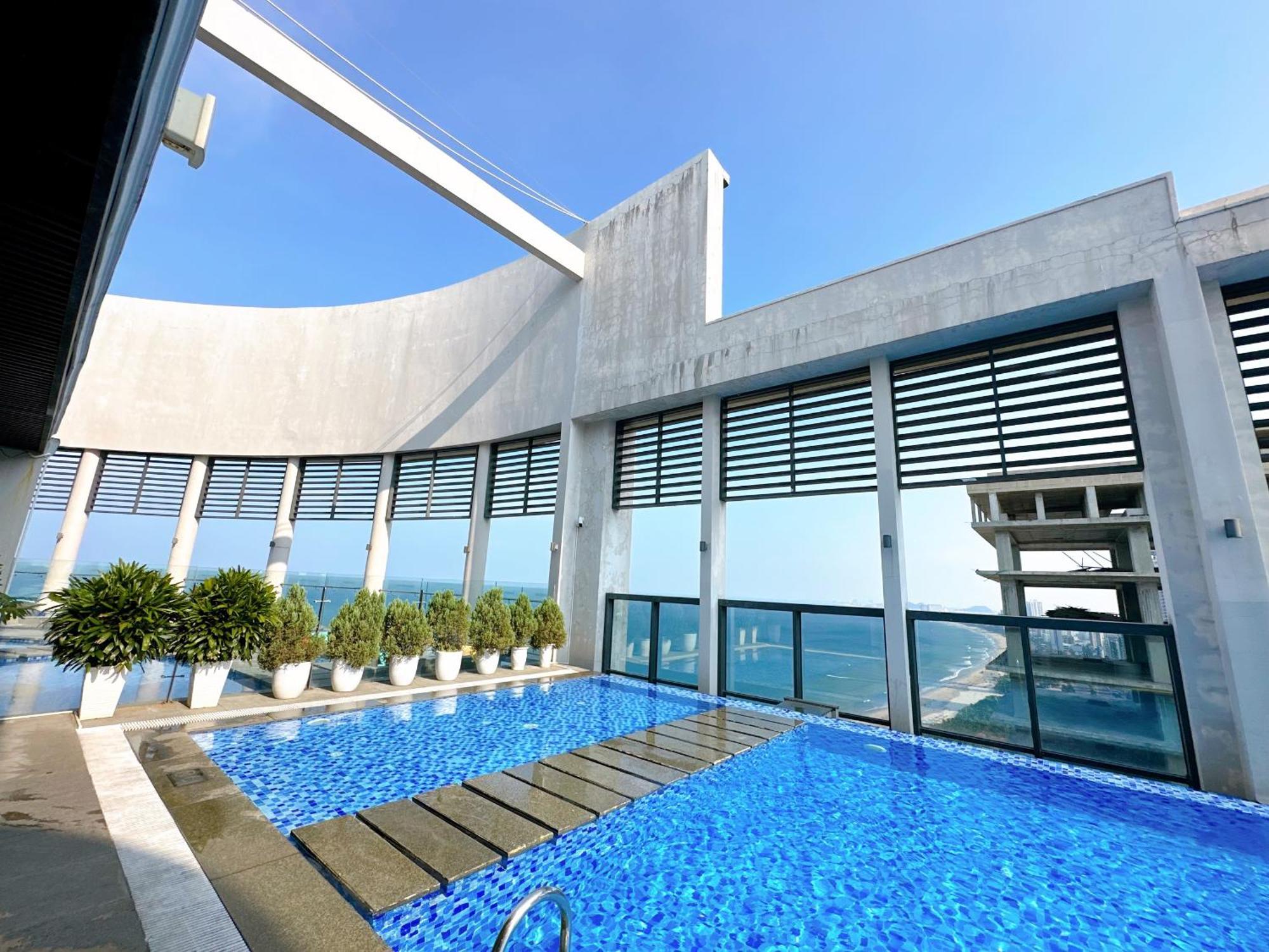 Luxury Apt Opposite Mykhe Beach Danang Exteriér fotografie
